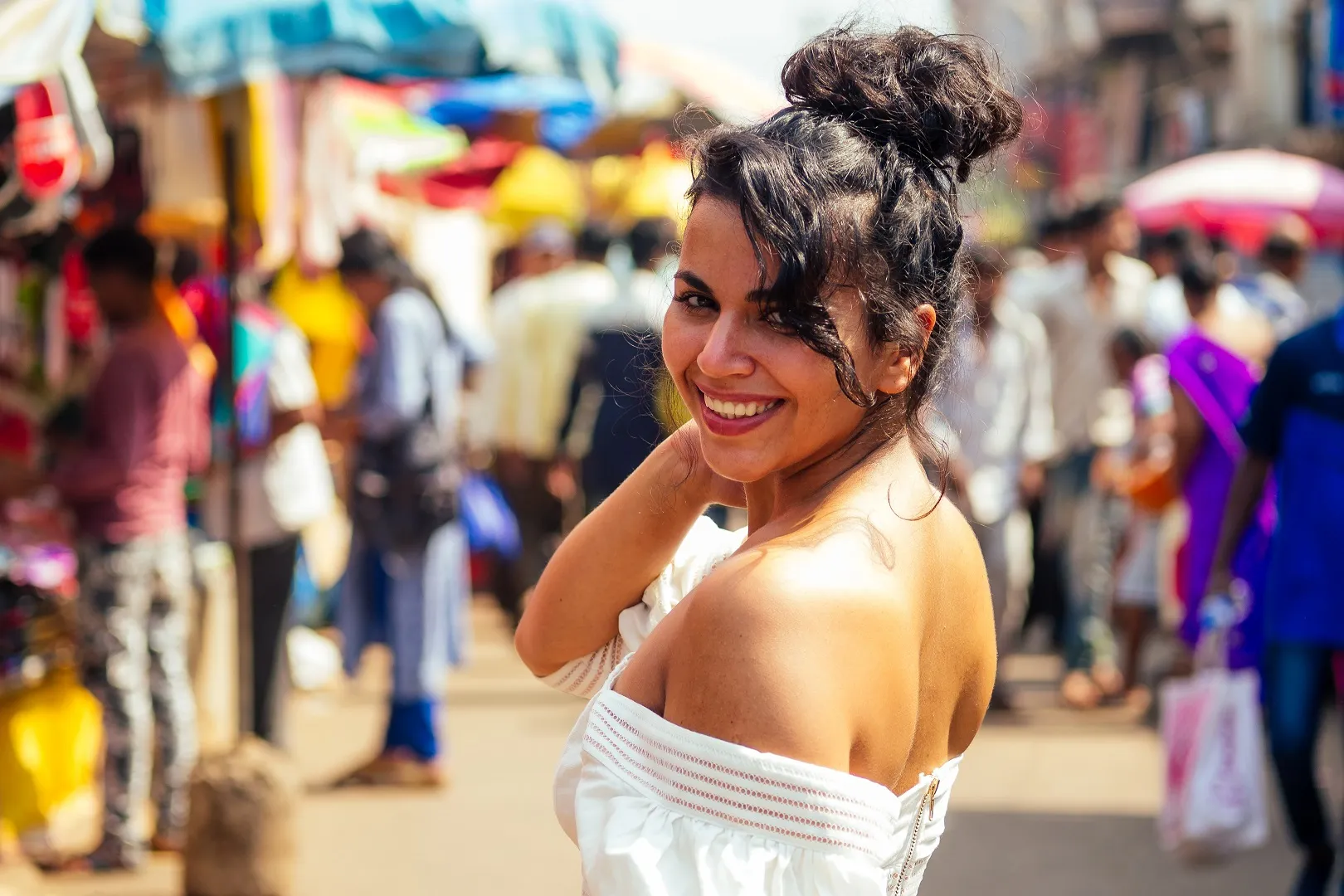 How is the Indian fashion industry influenced by globalization?