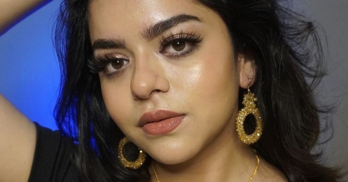 Roshni “I feel good about myself after applying makeup”,
